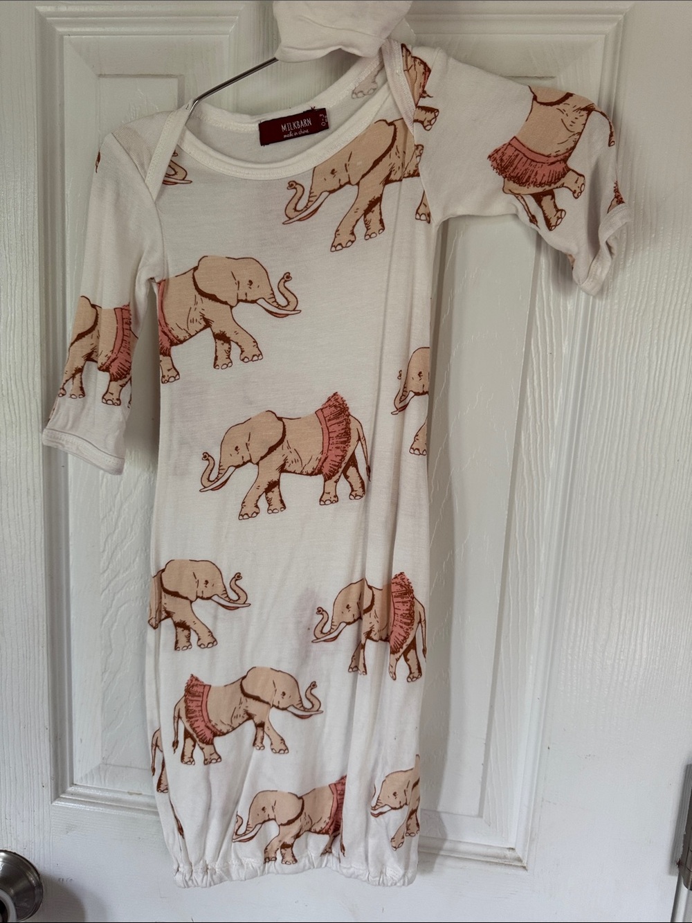 Milkbarn Bamboo White Infant Gown and hat with Pink Elephant Print 0-3 months